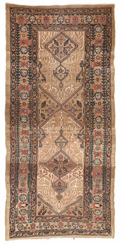 Serapi Rugs Serab Rugs Persian Rugs Oriental Rugs  Marechal Serab Carpet last quarter 19th C. lot 136 