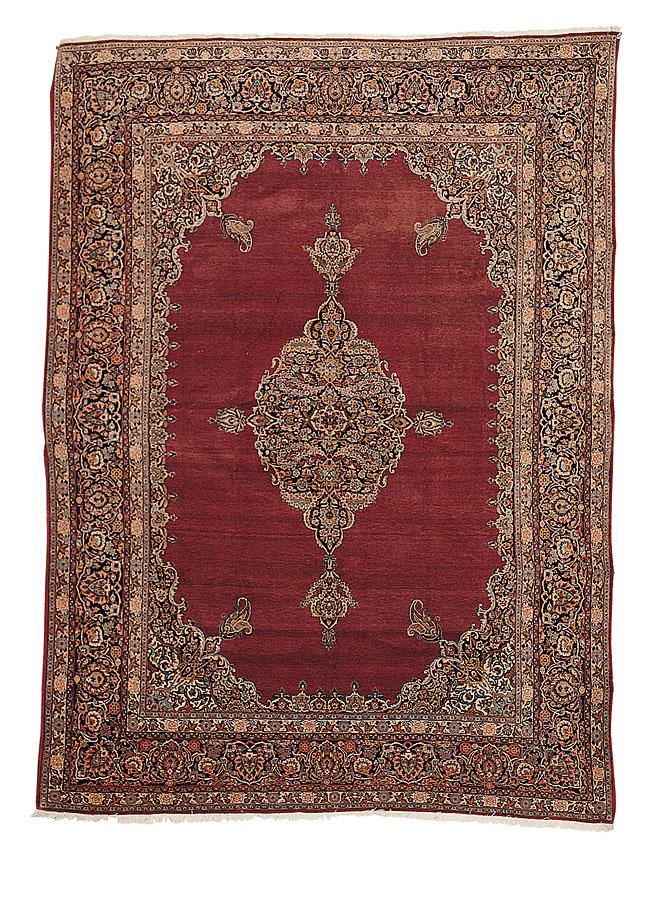 Kashan Rugs: A Kashan carpet C. 1930 Sotheby's lot 432