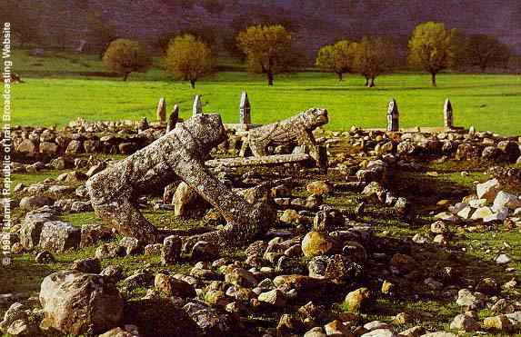 Bakhtiy�ri Stone Lions
