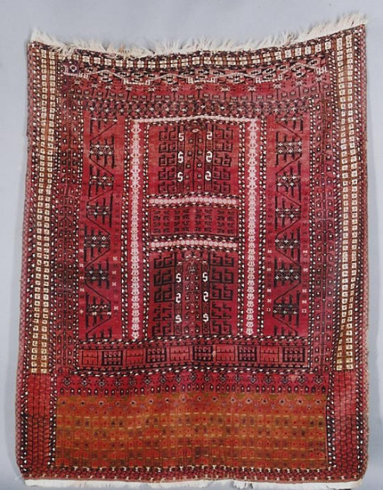 Pende/Saryk Ensi c. 1890 from Hort 