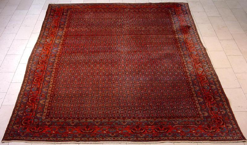 &nbsp;Bijar Rugs: Boteh Lattice Bidjar Carpet from Van-Ham