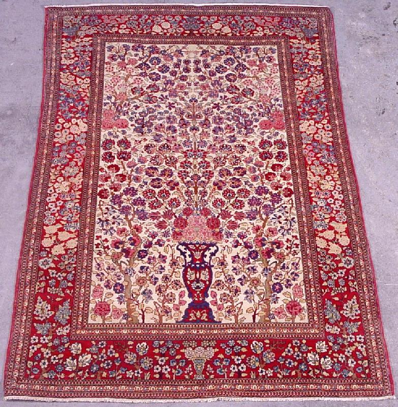 Kashan Rugs: Kaschan Vase Rug 1st Q 20th C. Van-Ham&nbsp;